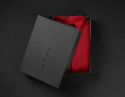 custom apparel packaging